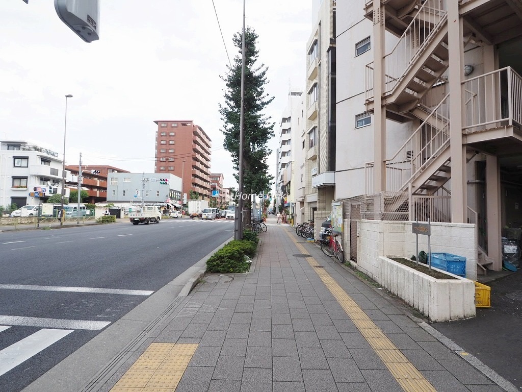 マンションときわ台　前面道路歩道